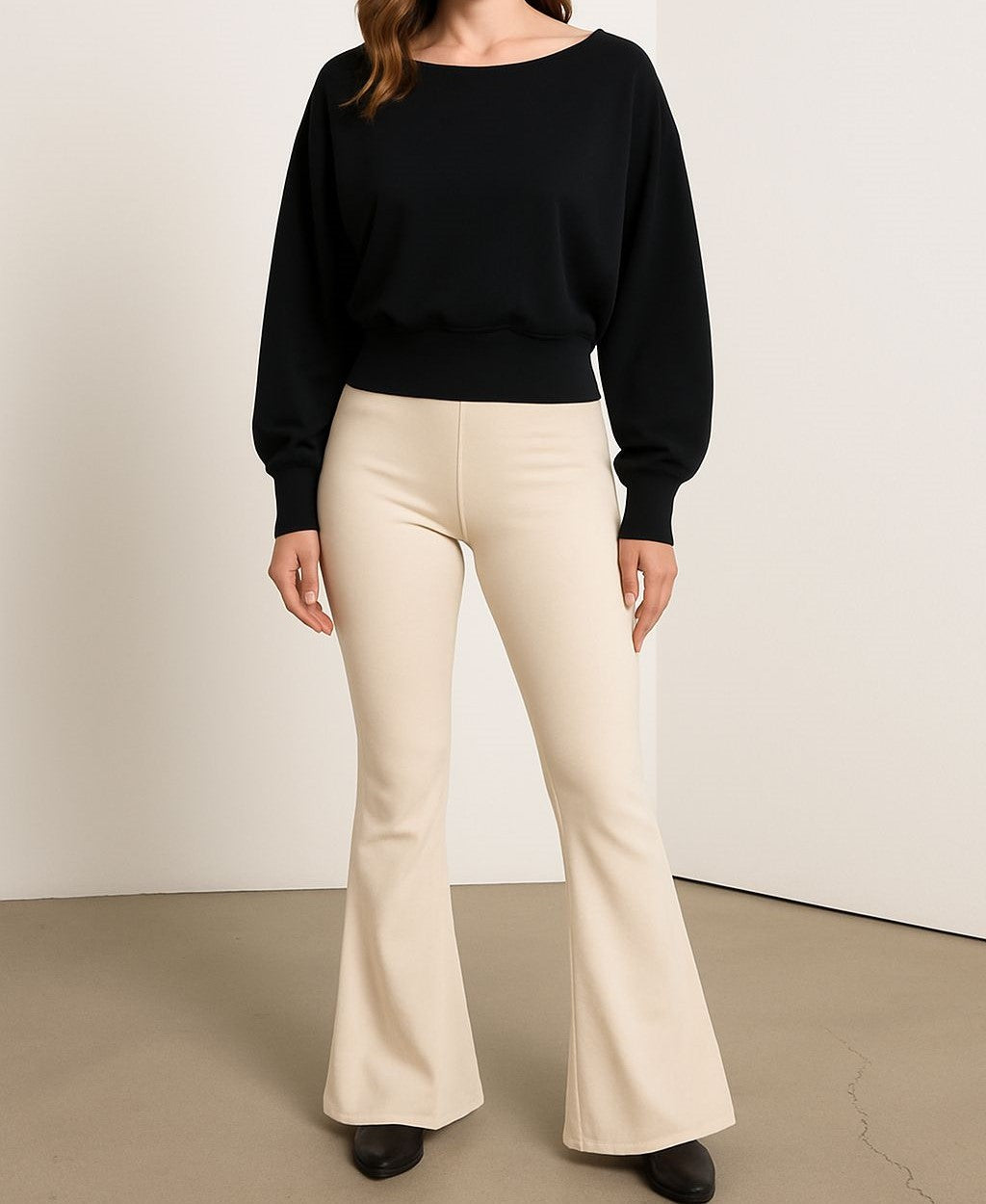 Kadın Geniş Yakalı Uzun Kollu Bluz