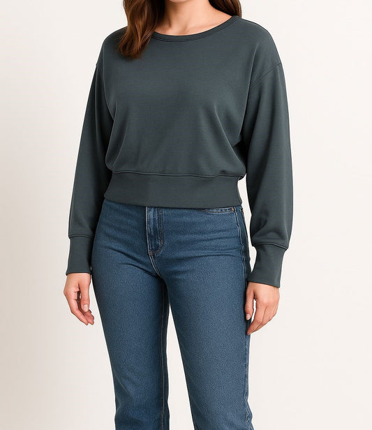 Kadın Geniş Yakalı Uzun Kollu Bluz